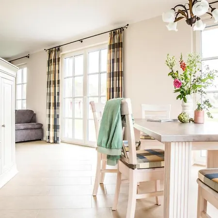Luxushaus Boddenkueste Mit Sauna * Fuhlendorf (Mecklenburg-Vorpommern)